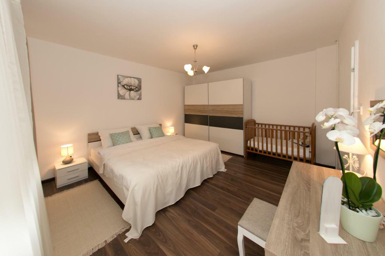 Apartman Maja Apartman Otocsán Kültér fotó