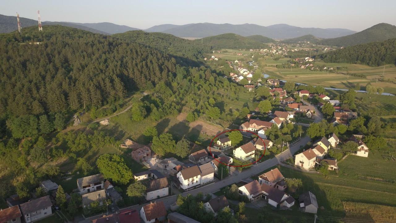 Apartman Maja Apartman Otocsán Kültér fotó
